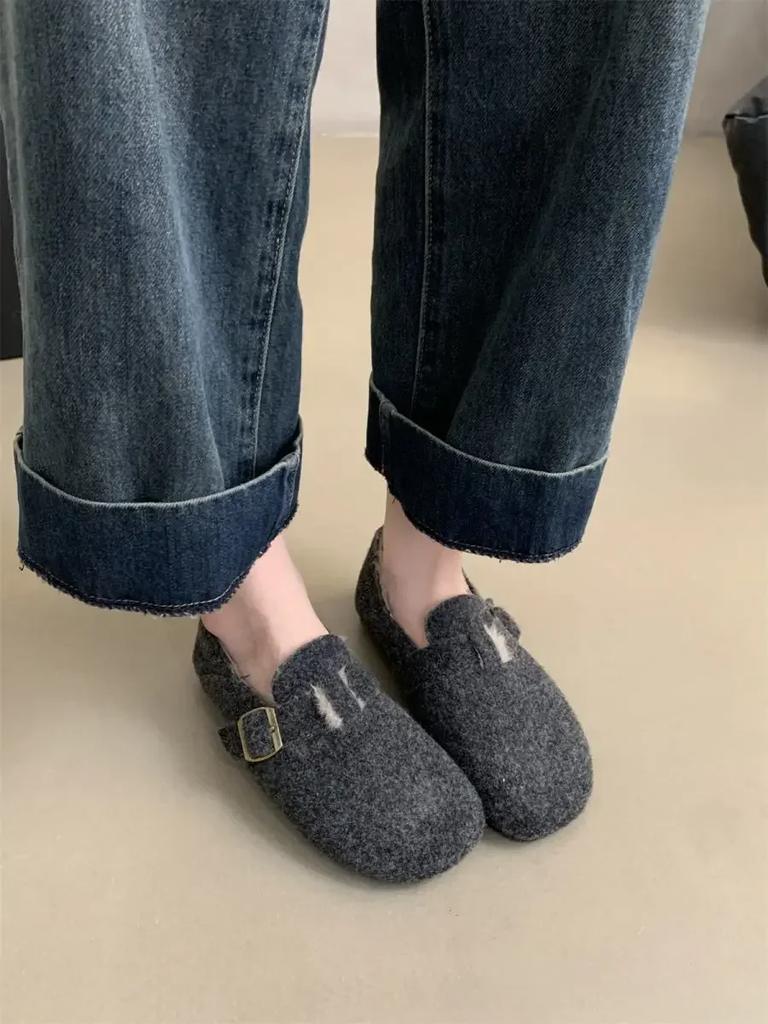 Fashion Street Style Women Warm Cotton Fur Shoes Fashion Shallow Slip On Shoes Comfort Outdoor Lazy Flats Shoes