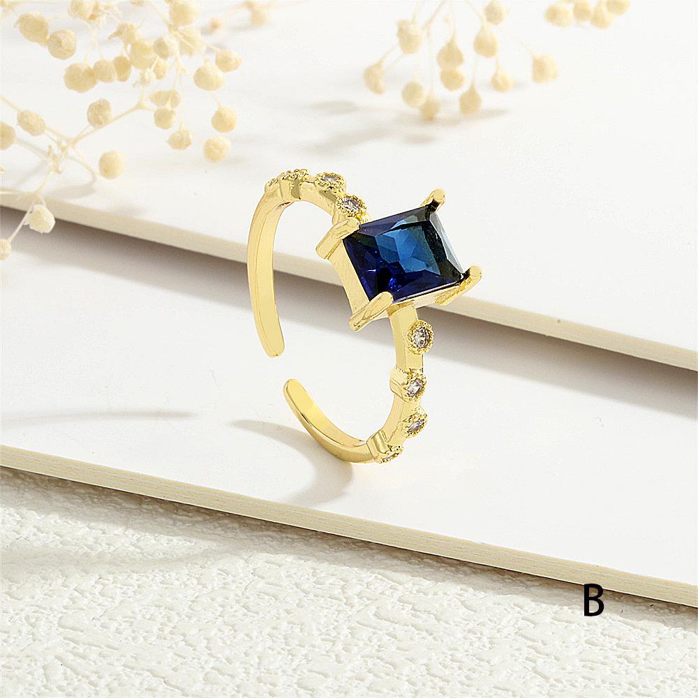 

18K Copper Zircon Ring - Elegant Hong Kong Style Three-Dimensional Design for Women Adjustable