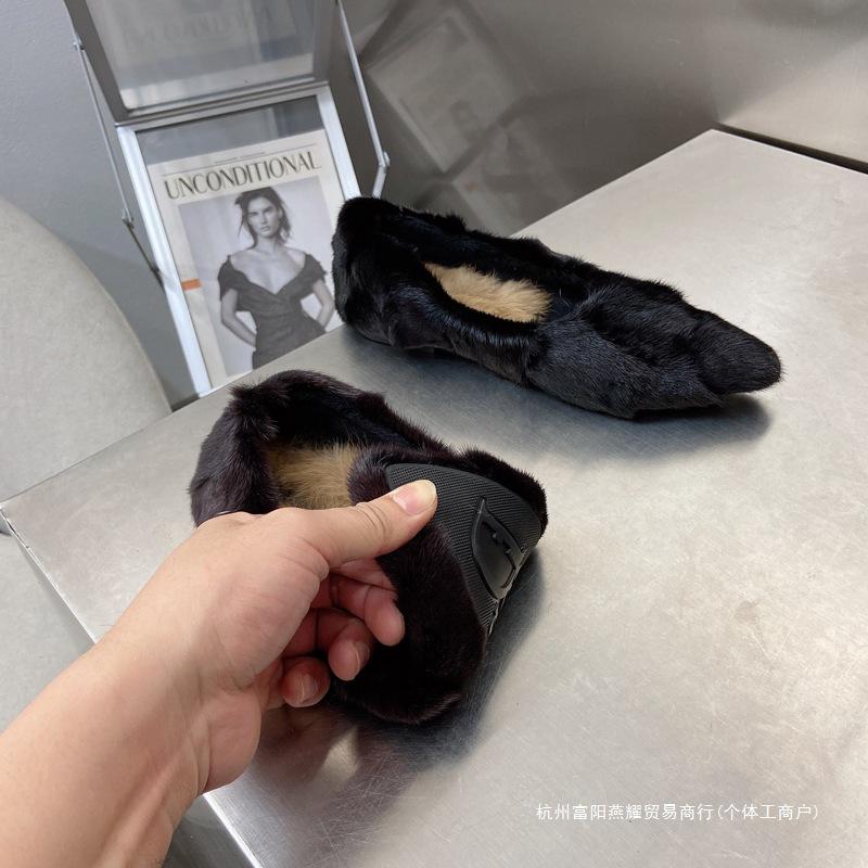 Mao Mao shoes women's autumn and winter velvet cotton ladyshoes Mori pointed head shallow mouth mink single shoes Doudou shoes boat shoes flat women'