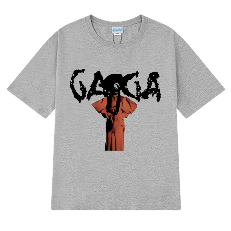 2025 New in Lady Gaga Orange Pose Graphic T shirt Men Women vintage Hip Hop streetwear Unisex 100% Cotton short sleeve T-shirts