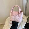 Style Bucket Korean Fashion Womens Bag Diamond Texture Shoulder Messenger Autumn 2025