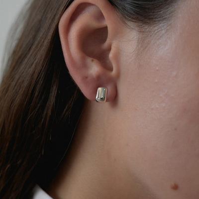MIDNIGHT MOMENT Rectangle Mini Earring - Silver