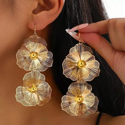 1 Paar modische doppelreihige florale Hängeohrringe mit übertriebenem Design, lange florale Ohrringe für Damen, geeignet für den täglichen Gebrauch