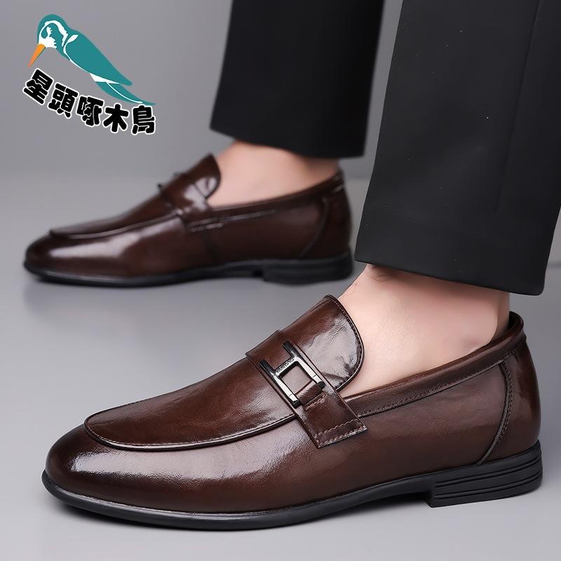 2025 Autumn New Men's Business Casual Leather Shoes Men's Soft-soled Hand-scratched Foot Leather Shoes