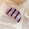 Elegant Plaid Print Hair Claw Clips for Women Vintage Geometric Crab Hairpins Barrettes Women Hair Accessories Sweet Headwear New