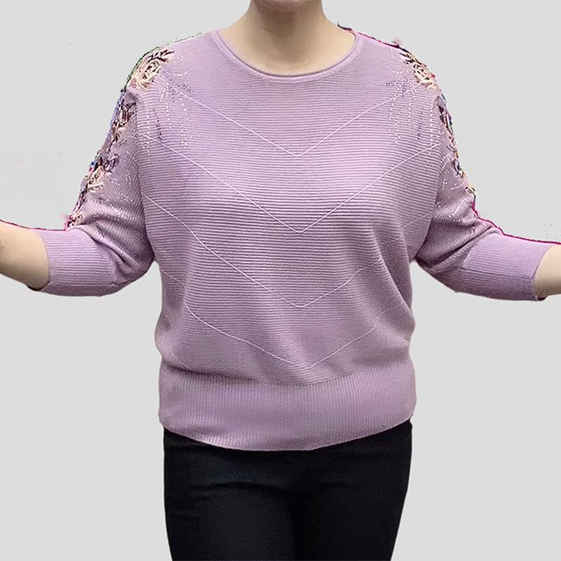 Women's Round Neck Plus Size Knit Sweater Loose Fit Three-Quarter Sleeve Embroidered Sweater Knitted Pullover Top