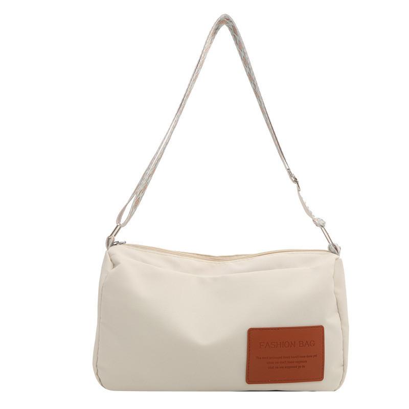 Large Capacity Street Style Tote Bag For Women Fashionable And Functional Shoulder Bag