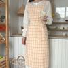 Cotton Sleeveless Apron With Fresh Checkered Pattern For Kitchen And Cafe Use