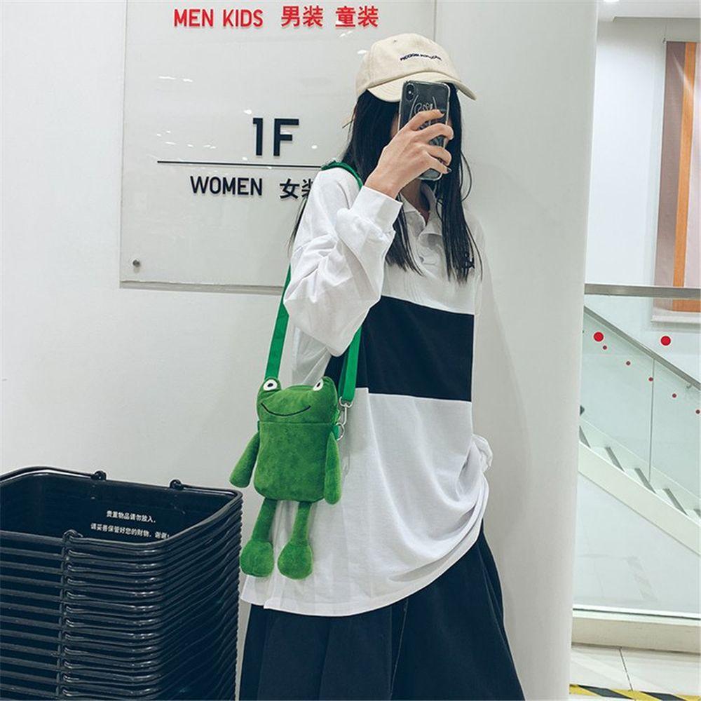 Personality Girl Small Bag Cartoon Cute Frog Casual Messenger Bag Chest Unisex Shoulder Crossbody Women Bag Funny Plush Bag