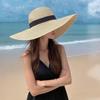 Damen Strohhut mit breiter Krempe - Sommerlicher Sonnenschutz, Strandurlaubs-Essential, Lässig & Vielseitig.
