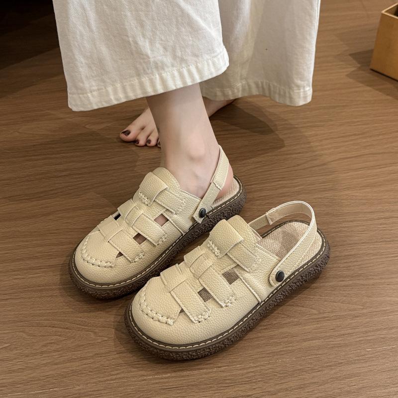 Two wearing hollowed-out bag head sandals for women in 2025 new literary hole thick-soled Mori Roman half slippers for summer wear