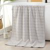 70*140cm Coral Fleece Shower Towel Absorbent Quickly Dry Soft Bath Towel Suitable for Home Beauty Salon Gym Face Washing Towels