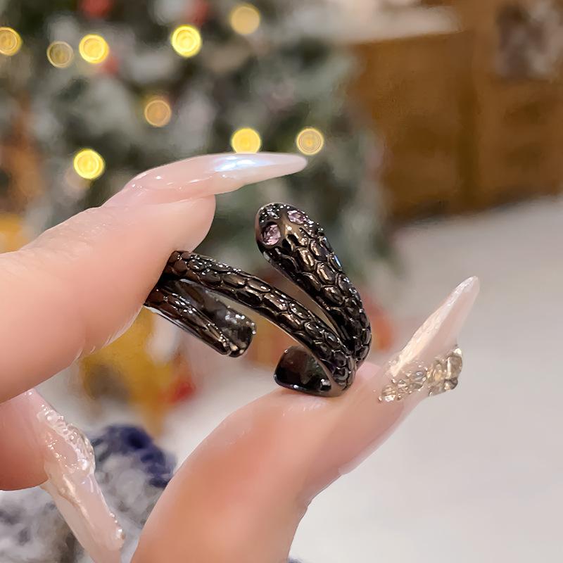 Niche Design Dark Personality Snake Open Ring Stacking Wearing High Sense Fashion Cold Wind Ring