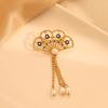 Classical Guofeng Hollow Fan Brooch Flower New Chinese Style Retro Court Elegant Elegant Cheongsam Accessories Corsage