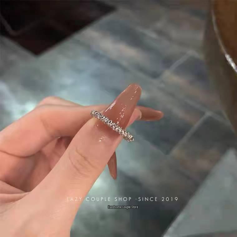 Stylish Adjustable Zirconia Ring: Korean-Inspired Design with Shiny Diamonds for a Simple, Elegant Look