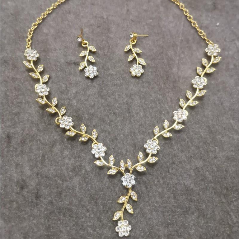 Floral Necklace Earrings Set Women - Gold Plated Alloy Jewelry With Rhinestone Accents Sweet Fashion Wedding Accessory