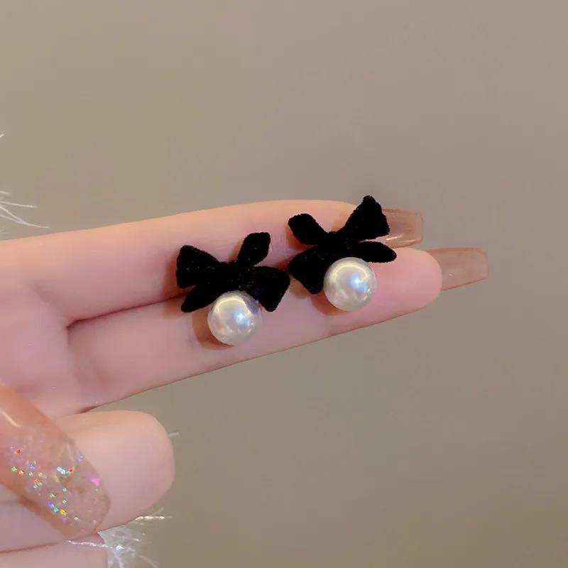 Sweet Black Velvet Bow Imitation Pearl Stud Earrings For Women New Fashion Trend Elegant Gentle Temperament Girls Birthday Gifts