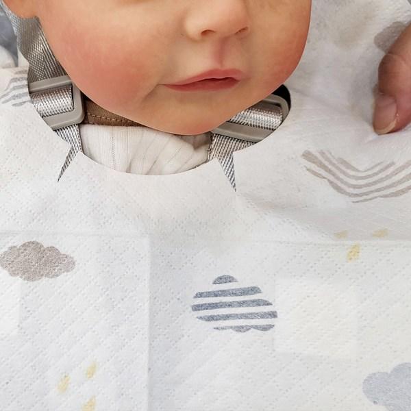 Tolstoy kojenecký jednorázový voděodolný bryndáček 20p, bílý, 1 kus, 20 kusů