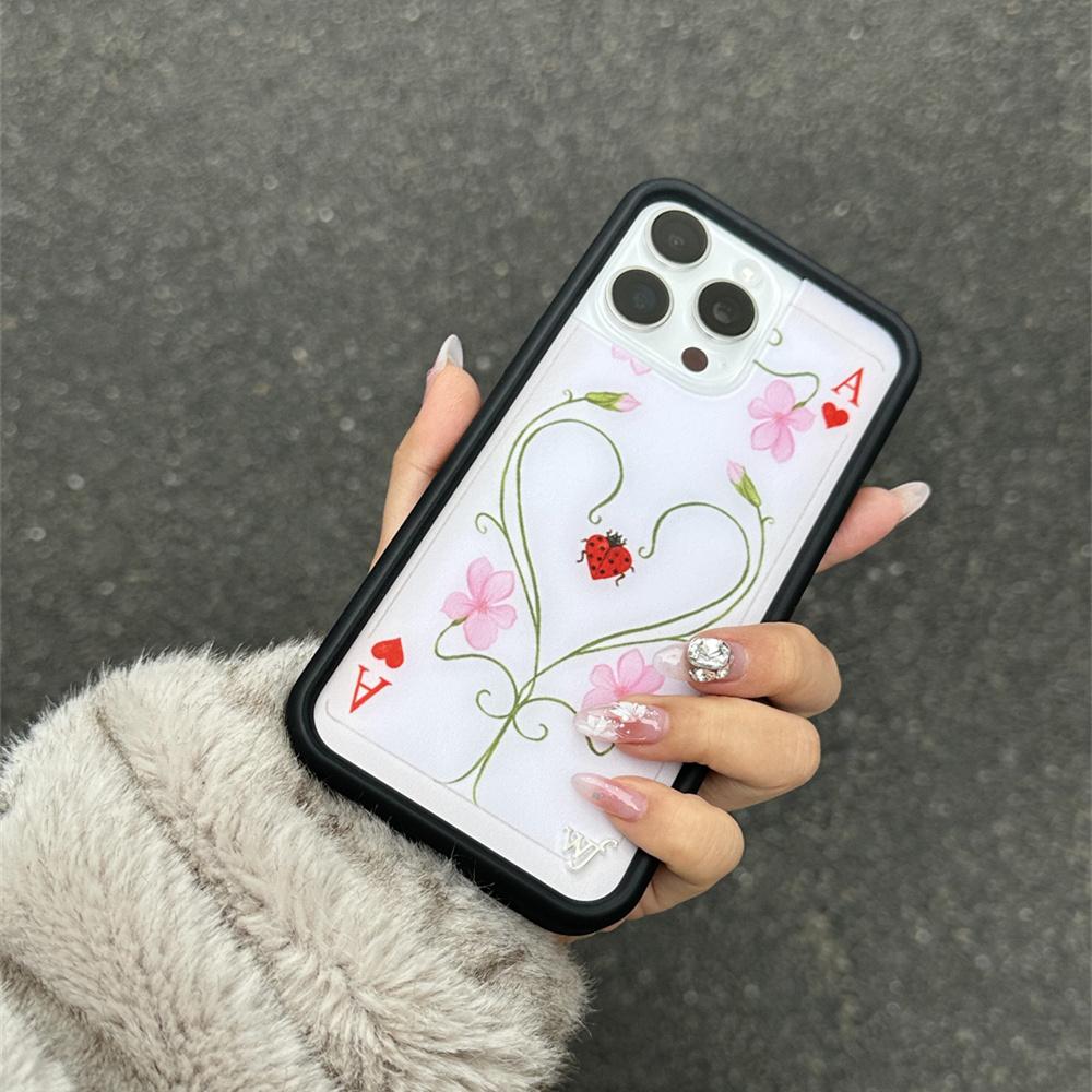 Custodia Telefono Fiori di Campo Campanula Sogni Ciliegio Per iPhone 17 16Pro Max 15plus 14 12 13 Lila Muschio Sogni Cuori Copertura Poker 3D WF