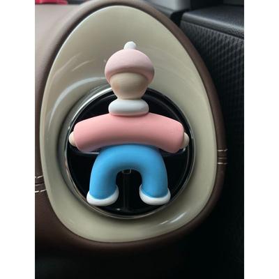 Creative and Simple Little Man-Shaped Car Fragrance Diffuser, Car Perfume, Car Air Conditioning Vent Aroma Stone, Car Interior Decoration Ornament