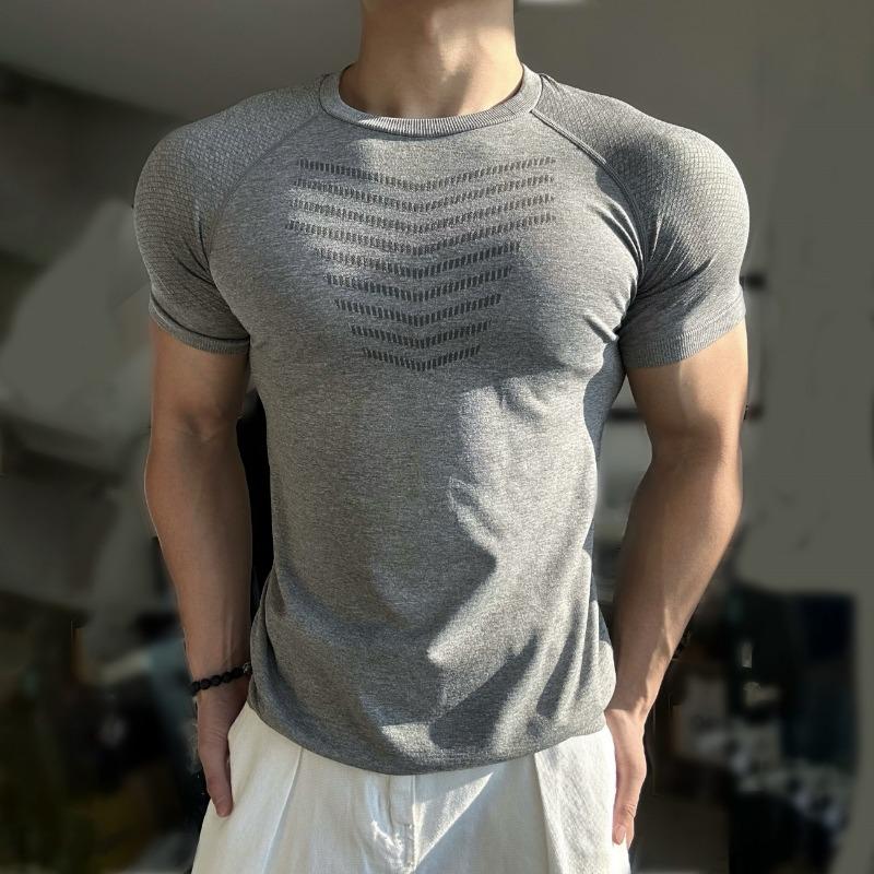 

Men Geometric Print Crew Neck T Shirt Short Sleeve Stretch Workout Top For Gym And Casual Wear M серый