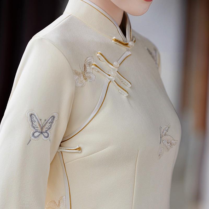 Womens Vintage-Inspired Qipao Dress With Embroidery Fitted Waist Stand Collar 7/8 Sleeve Chic