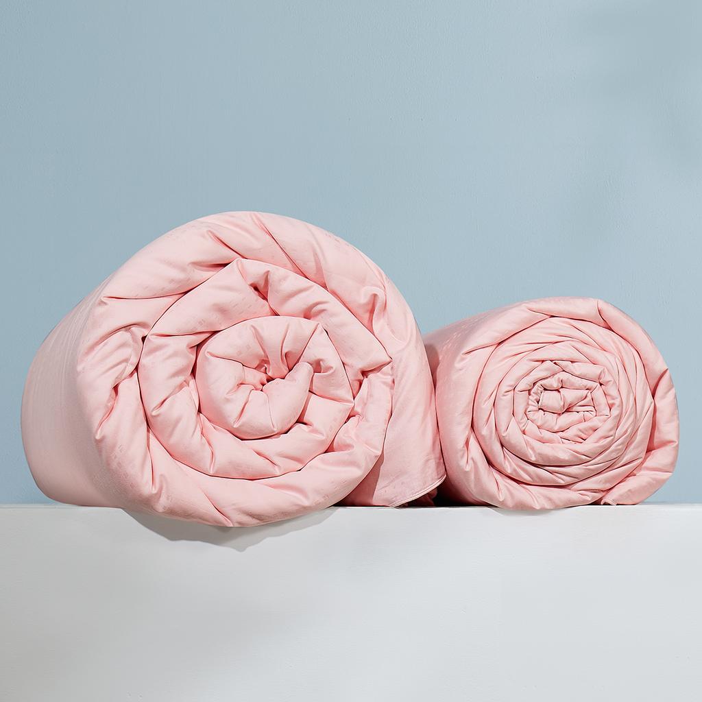 100% Silk Quilt with Medium and Long Filament Silk