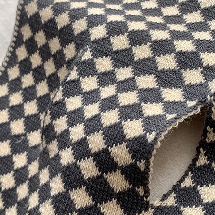 Knitted Checker Neck Gaiter for Daily Use Women Girl Neck Scarf for Winter Wear