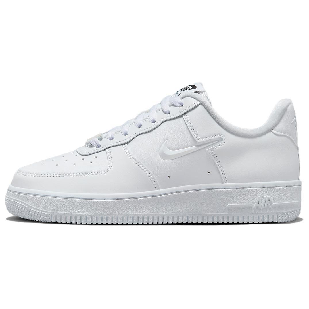 

new Nike Air Force 1 Low 07 Se Just Do It Triple White Women s 39