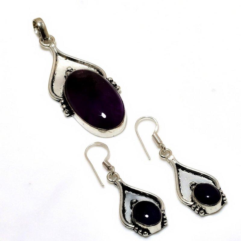 

Аметист Драгоценный камень 925 Посеребренные ювелирные изделия Комплект серег с подвеской 1,70-2,27 дюйма