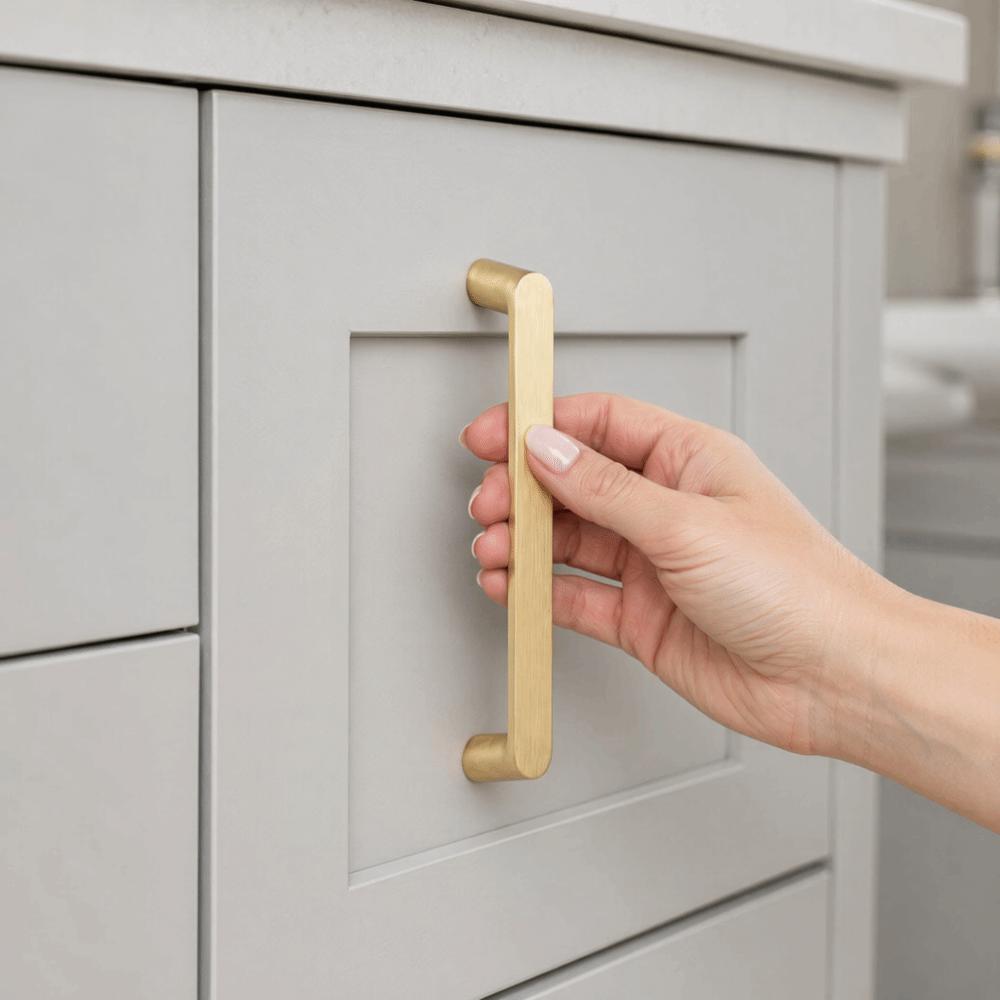 Modern Style Cabinet Handles Brushed Nickel Finish Furniture Handles For Dresser Cabinet