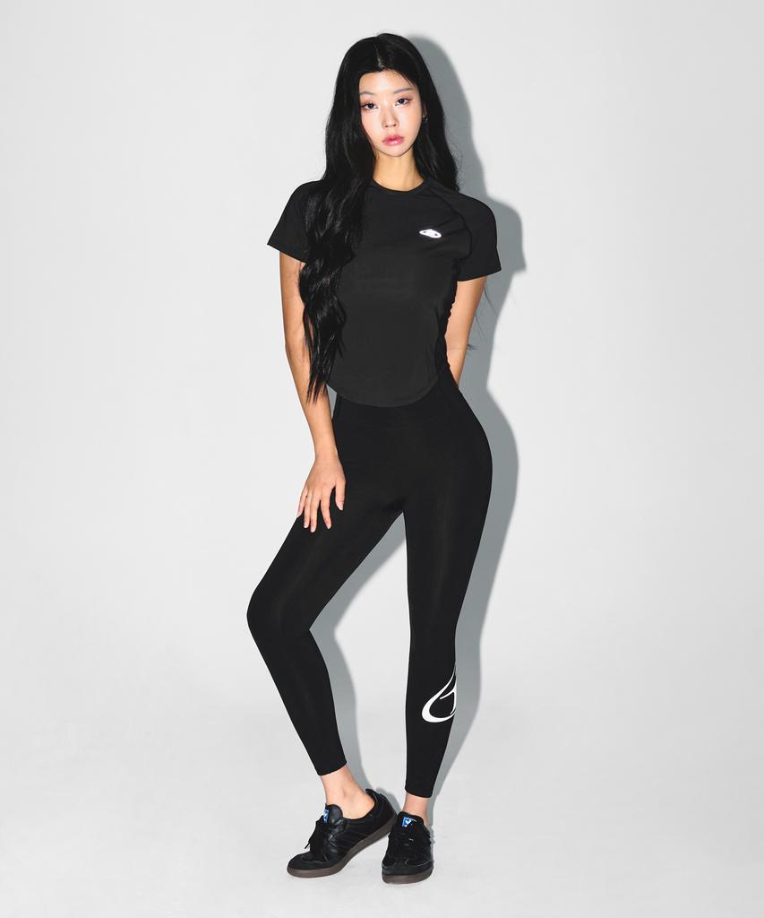 BORN TO WIN W Symbol B Ventilation T-Shirts [Black]