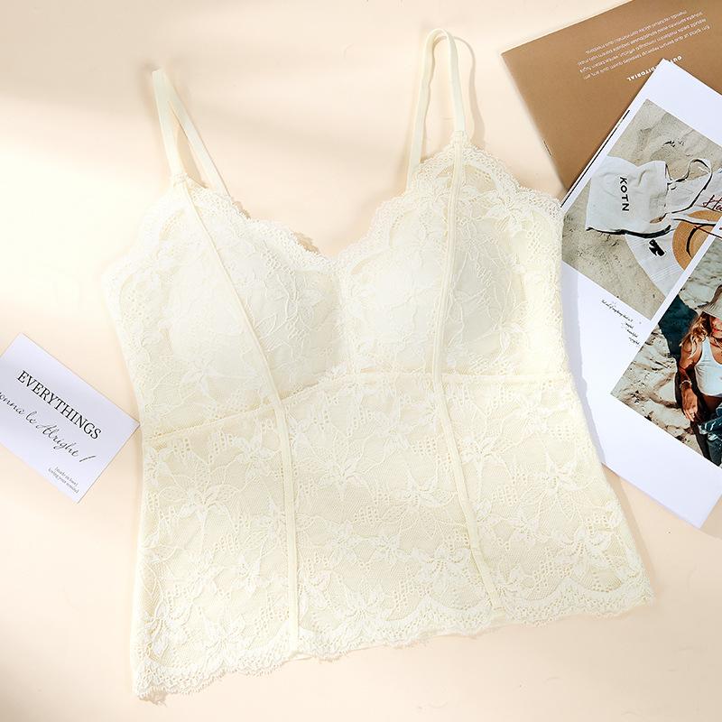Pure lace suspender bra one-piece with chest pad, thin shoulder straps, thin outer wear and inner base.