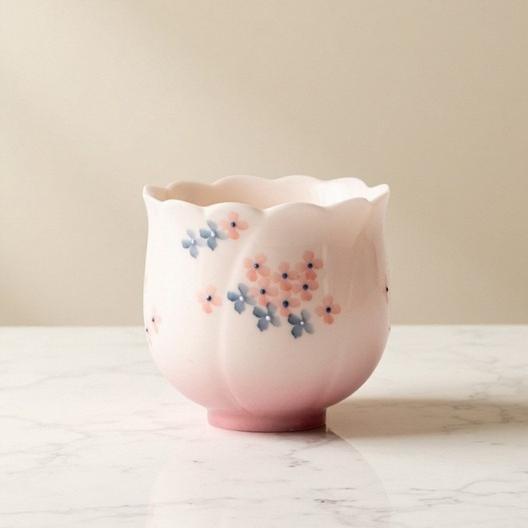 

Hand drawn ladies master cup, high-end exquisite pink color single cup, dedicated tea cup, teacup 110ML