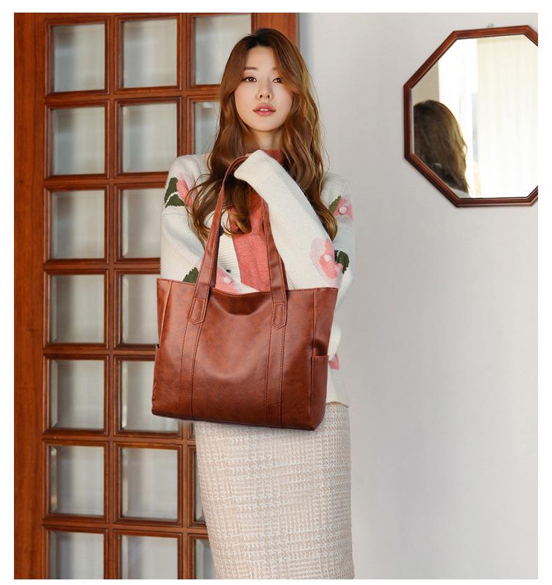 2026 Women's Crossbody Bag - Large Capacity, Versatile Handbag for Moms