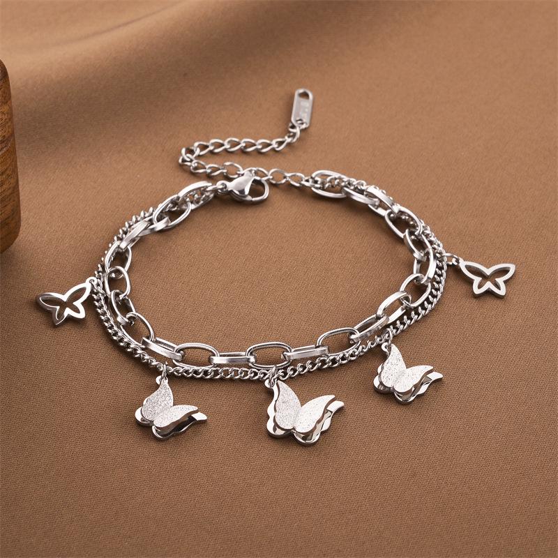 

Элегантный женский браслет из титановой стали - Стильный, Высококлассный дизайн, Легкая роскошь, Универсальный модный аксессуар