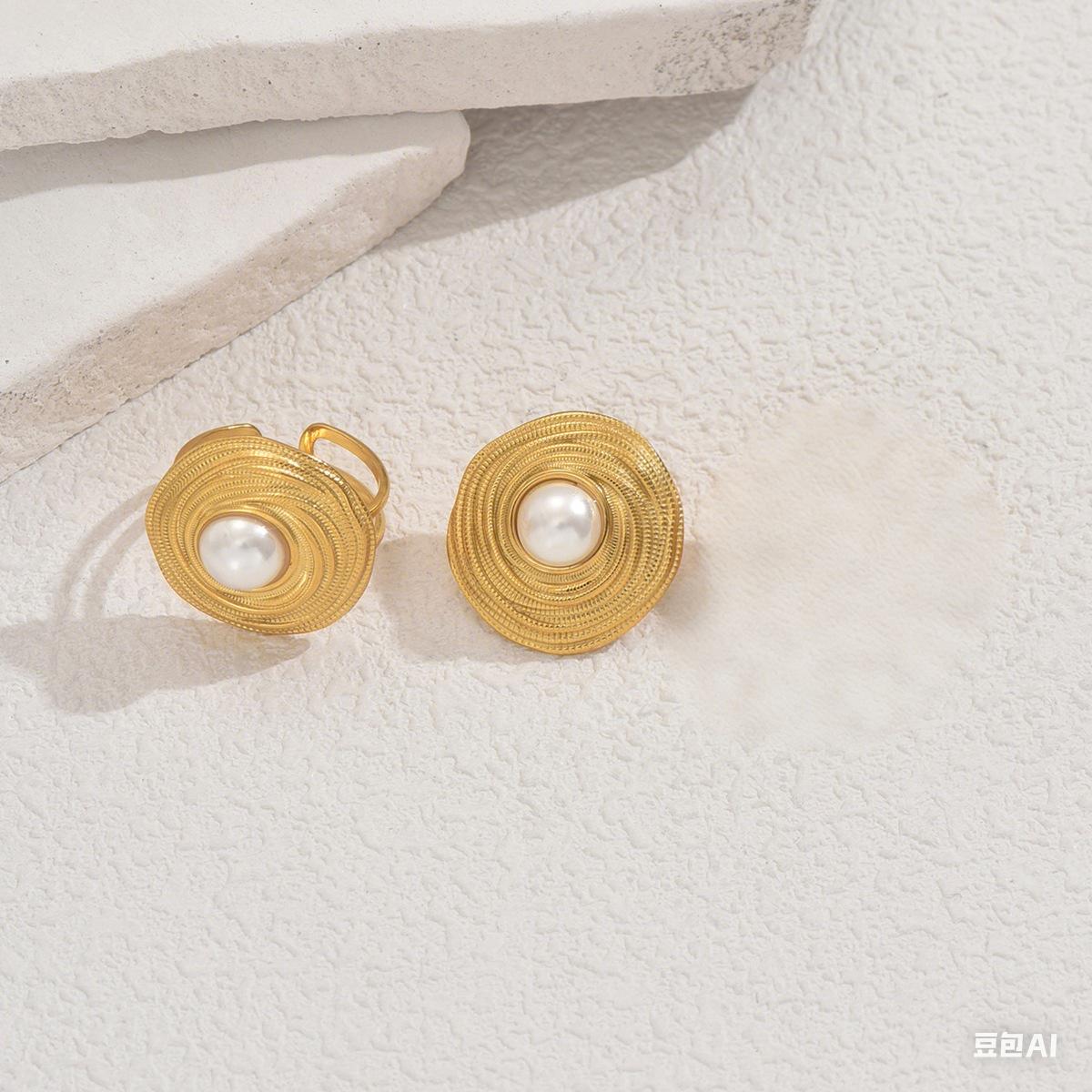 

Женские серьги-гвоздики Boho Gold All Match Pearl Roundel one size