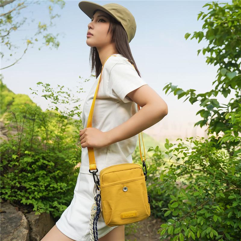 Tooling Style Small Square Bag Unisex Outdoor Crossbody Bag Waterproof Mobile Phone Shoulder Bag