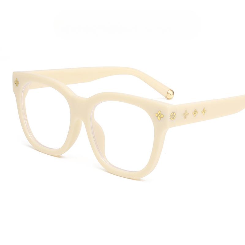 Neue Sonnenbrillen mit großem Rahmen von Online-Prominenten, moderne Outdoor-Sonnenbrillen, schlichte rote Live-Sonnenbrillen.