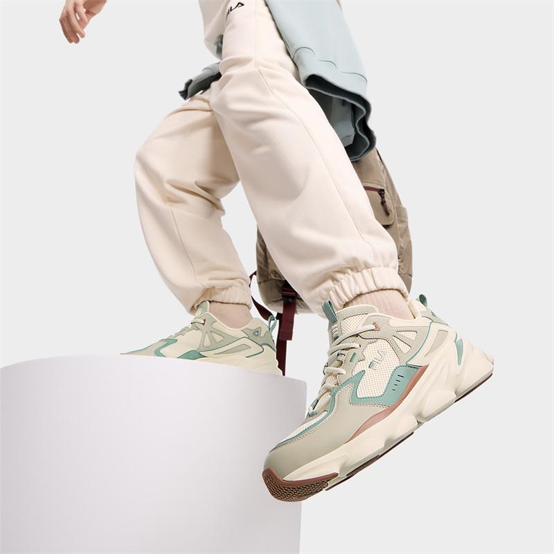 FILA Versatile Trendy Thick Sole Height Increasing Low Top Casual Shoes Men sneaker Off-White Pelican-Brown F12M422111FAP