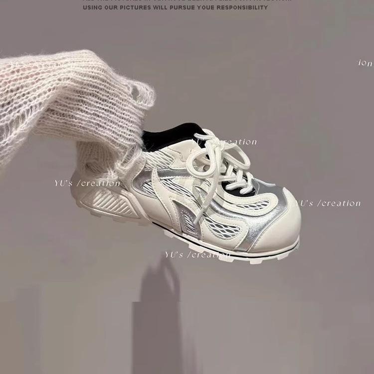 

Женские кожаные кроссовки на платформе в стиле «папины кроссовки» 2025 новые кроссовки с большой носовой частью, легкой мягкой подошвой, спортивные кроссовки, сетчатые дышащие повседневные кроссовки 40 чёрный