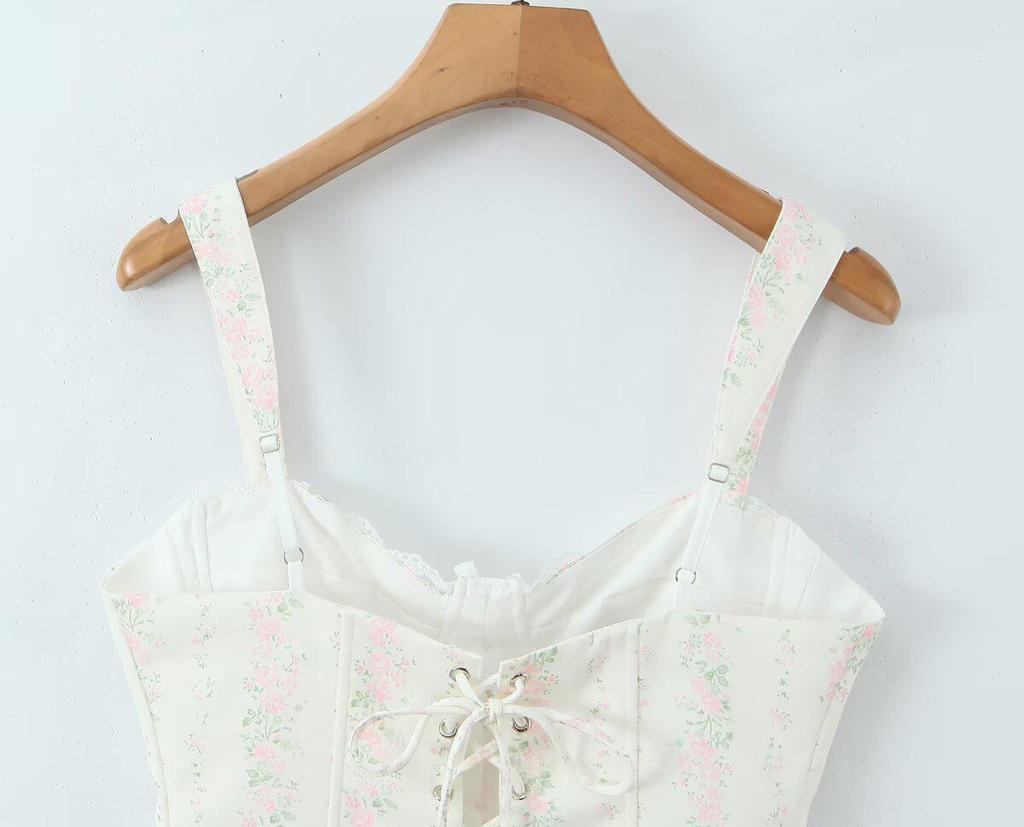 Traje Francés Dulce Floral 2026: Camisola con cordones y Falda de cintura alta