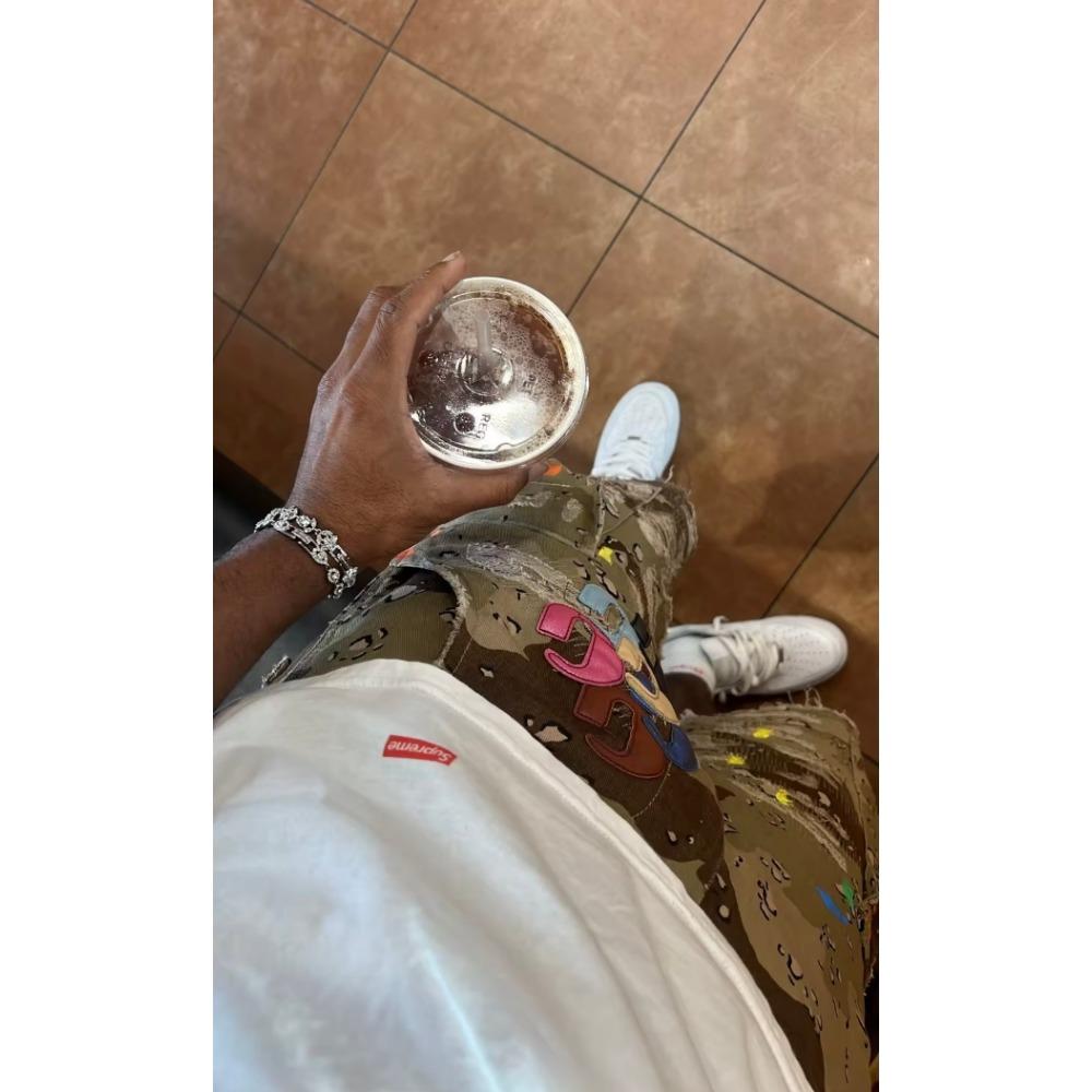 ZYLLO Summer Fashion Camouflage Splicing Leather Letter Washed Retro Knee Jeans Men Women Shorts