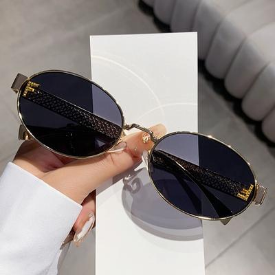 Stylish Women's Openwork Rhinestone-encrusted Frameless Sunglasses with A High-end European and American Feel