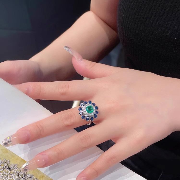 Premium Retro Sunflower Pendant, Daily Versatile Synthetic Emerald Stud Earrings, Open Ring, Colorful Treasure Set For Women