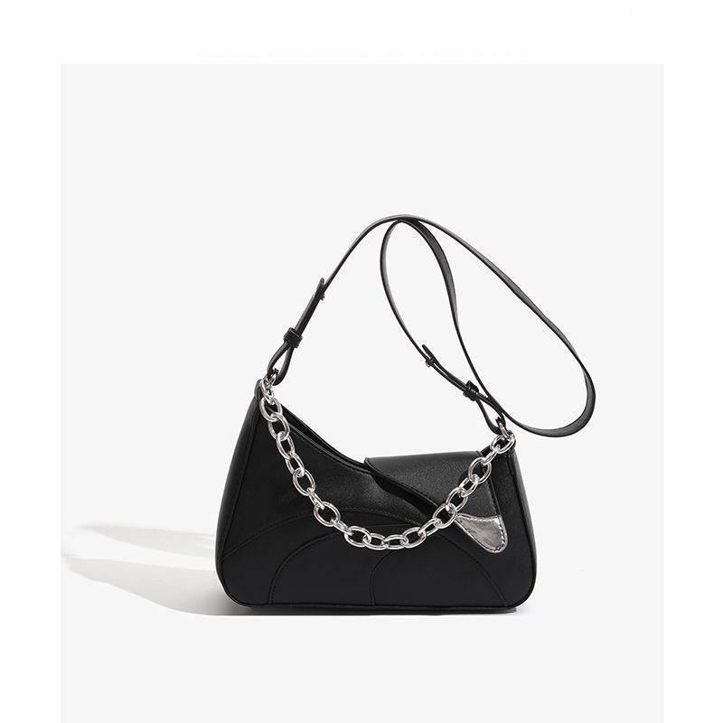 Niche new versatile commuter chain single shoulder underarm bag