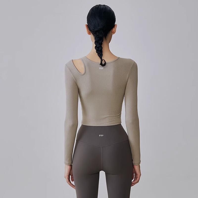 GIGT Women's Padded Yoga & Fitness Tops & Sets