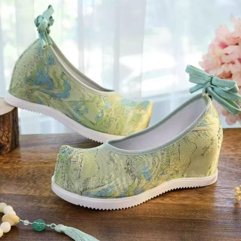 Woman New Chinese Style Retro Hanfu Shoes Increased Internal Shallow Ankle Strap Cocked Shoes Toe Horse-Faced Skirt Shoes