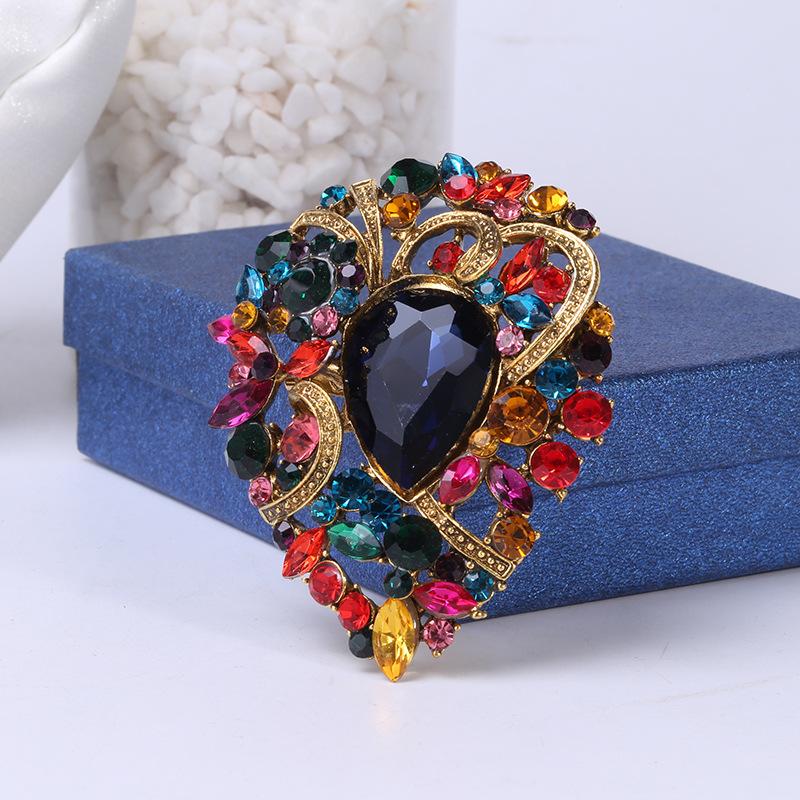 

Роскошные полые цветочные броши с каплями воды, булавки в стиле ретро, ​​модные женские ювелирные изделия, подарок разноцветный