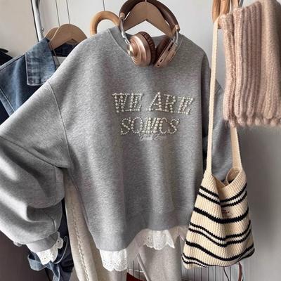Felpa con cappuccio girocollo, Patchwork di pizzo, Finto due pezzi, Design con lettere perline, Dolce e alla moda, Versatile, Casual, da donna